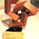 1998 Beeldje van Koos Verhoeff, gewonnen bij de Pythagoraswedstrijd in 1998