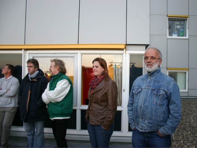 Tijdens de balletrepetities rechts Willemijn tweede van rechts