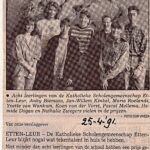 Het zelfportret in 1991 in de krant met prijswinnaars ervoor