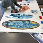 Detail van 'De Sterrennacht' van Van Gogh staat er ook al op